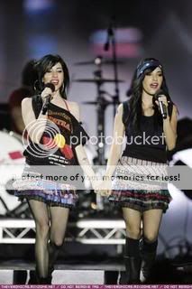 Veronicas.jpg The Veronicas ~ image by iluvPATTINSON28
