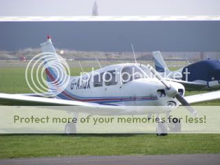 http://i445.photobucket.com/albums/qq175/ThermosView/Air/Wellesbourne%20Mountford%2017%20March/G-AXJX.jpg