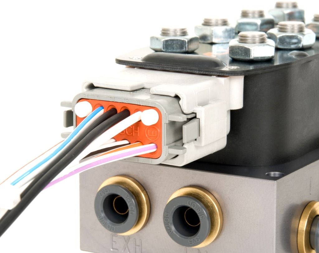 Accuair E level Kit + VU4 Manifold System Air Ride Suspension Bags